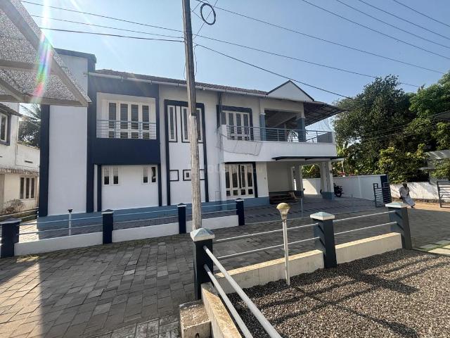 2 BHK Villa in Cheranalloor for resale Kochi. The reference number is 16508869