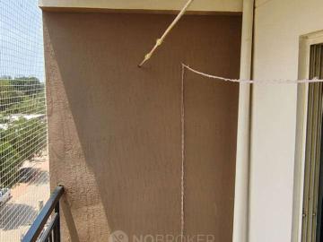 2 BHK Flat In Elegant Embassy, Yelahanka for Rent In Yelaha
