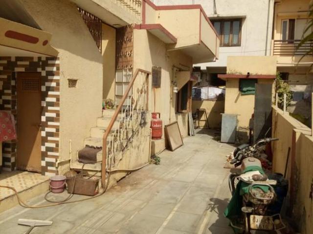 2 BHK Villa in Ghodasar for resale Ahmedabad. The reference number is 20169565