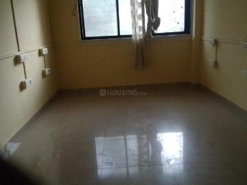 2 BHK Villa in Kandivali West for rent Mumbai. The reference number is 19533400