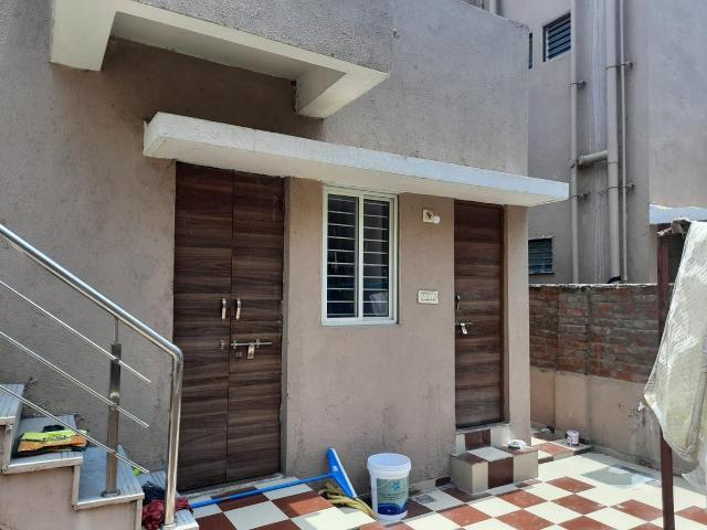 2 BHK Villa in Kuha for resale Ahmedabad. The reference number is 9745300