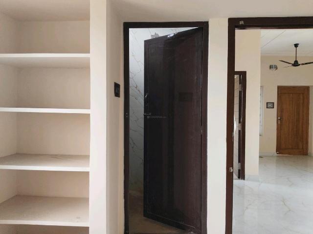 2 BHK Villa in Puzhal for resale Chennai. The reference number is 18419872