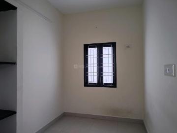 2 BHK Villa in Red Hills for resale Chennai. The reference number is 20400752