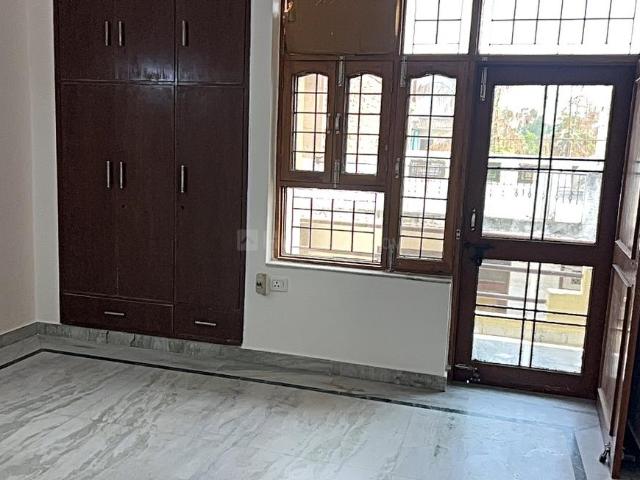 2 BHK Villa in Sector 23 for rent Gurgaon. The reference number is 20223715