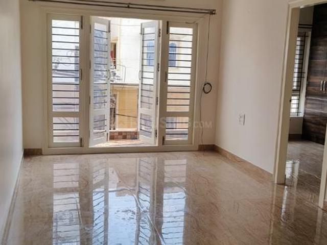 2 BHK Apartment in Cox Town for rent Bengaluru. The reference number is 19967899