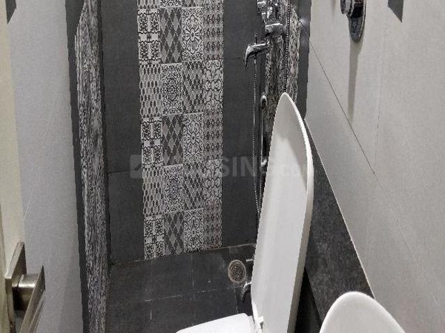 2 BHK Apartment in Cooke Town for rent Bengaluru. The reference number is 2044936