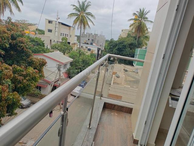 2 BHK Apartment in Cooke Town for rent Bengaluru. The reference number is 20842618