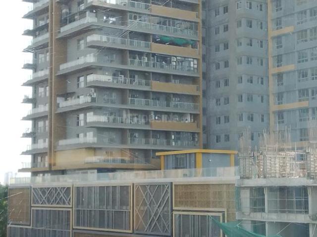 2 BHK Apartment in Camp for rent Pune. The reference number is 20139124