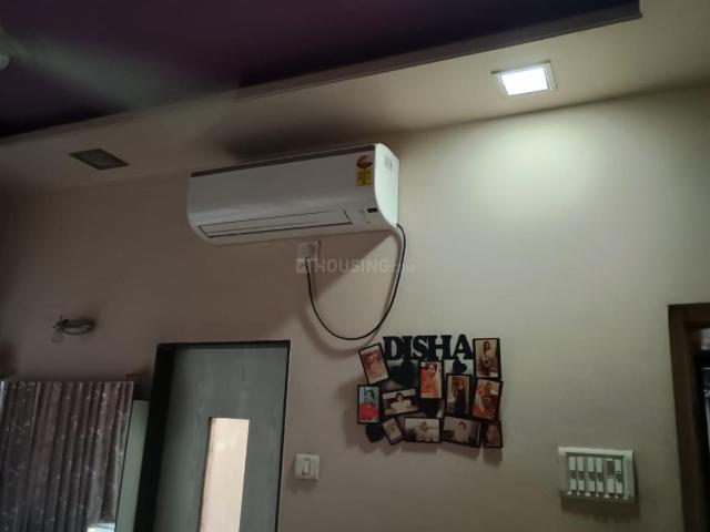 2 BHK Apartment in Camp for rent Pune. The reference number is 21009045