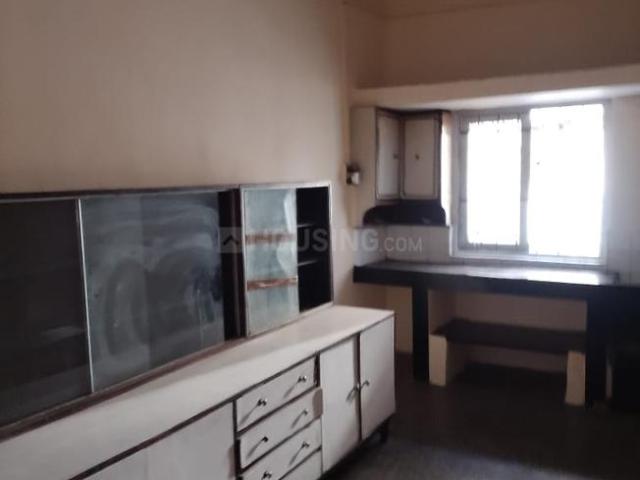 2 BHK Apartment in Camp for rent Pune. The reference number is 21103209