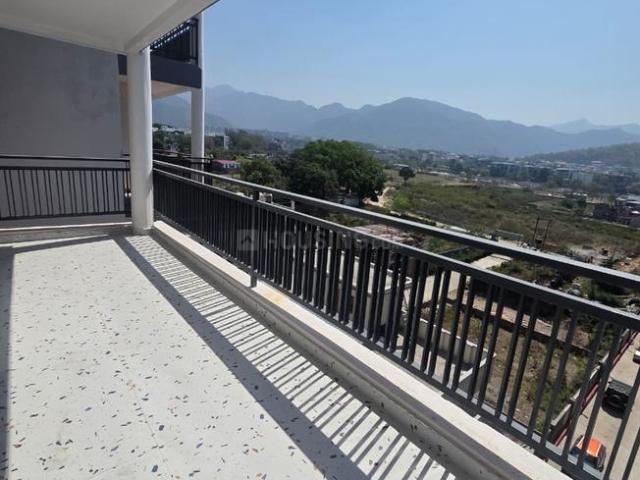 2 BHK Apartment in Canal Road for resale Dehradun. The reference number is 20180834