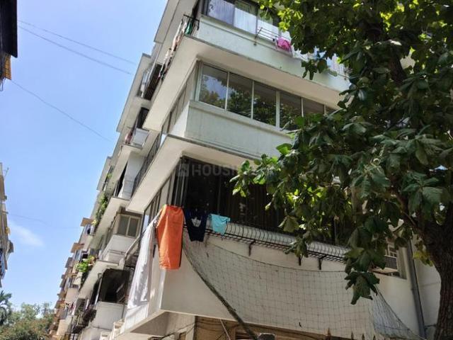 2 BHK Apartment in Churchgate for resale Mumbai. The reference number is 20745964