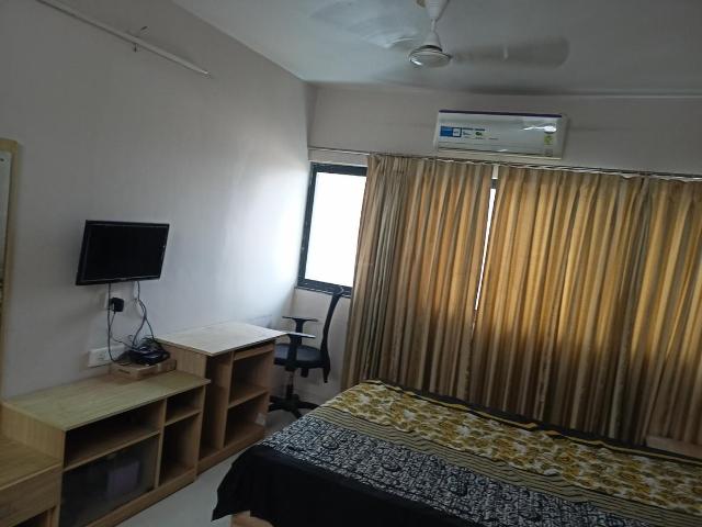 2 BHK Apartment in Chala for rent Vapi. The reference number is 6683859
