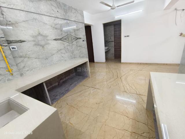 2 BHK Apartment in Chala for rent Vapi. The reference number is 14967264