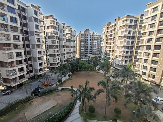 2 BHK Apartment in Chala for rent Vapi. The reference number is 17780375
