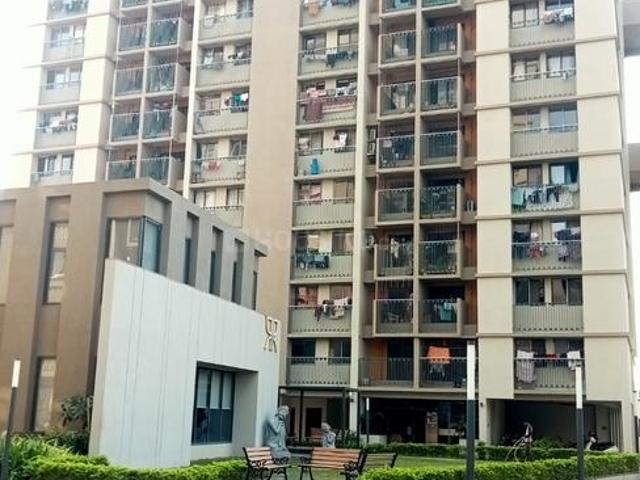 2 BHK Apartment in Chala for rent Vapi. The reference number is 20125445