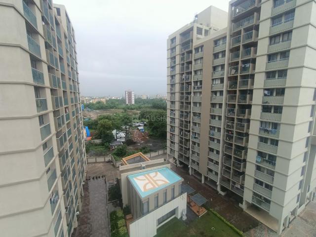 2 BHK Apartment in Chala for rent Vapi. The reference number is 20850510