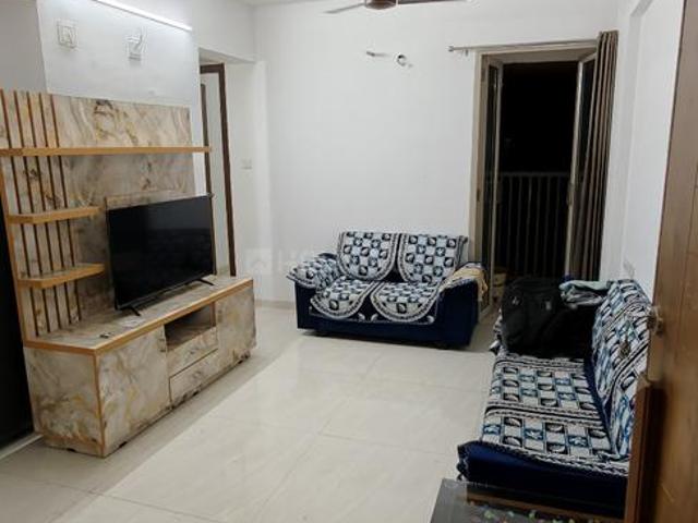2 BHK Apartment in Chanakyapuri for rent Ahmedabad. The reference number is 21301464