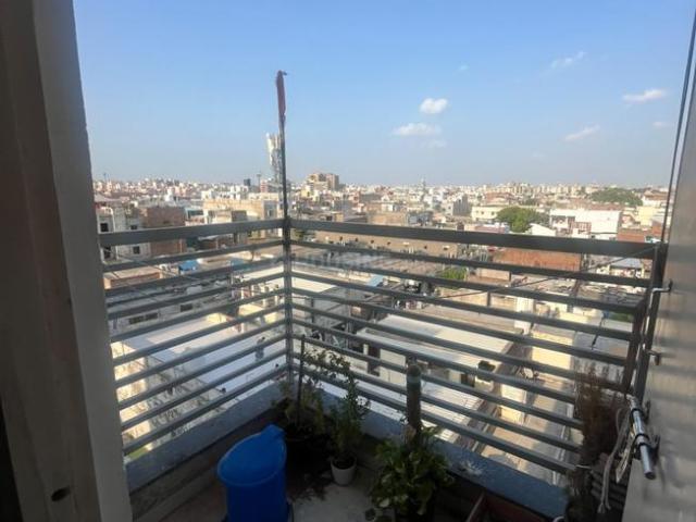2 BHK Apartment in Chanakyapuri for resale Ahmedabad. The reference number is 21095518