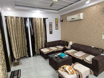 2 BHK Apartment in Chandan Hola for resale New Delhi. The reference number is 17767729