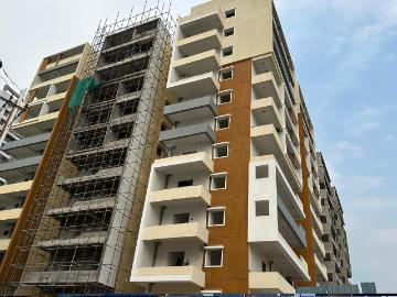 2 BHK Apartment in Chandanagar for resale Hyderabad. The reference number is 20025995