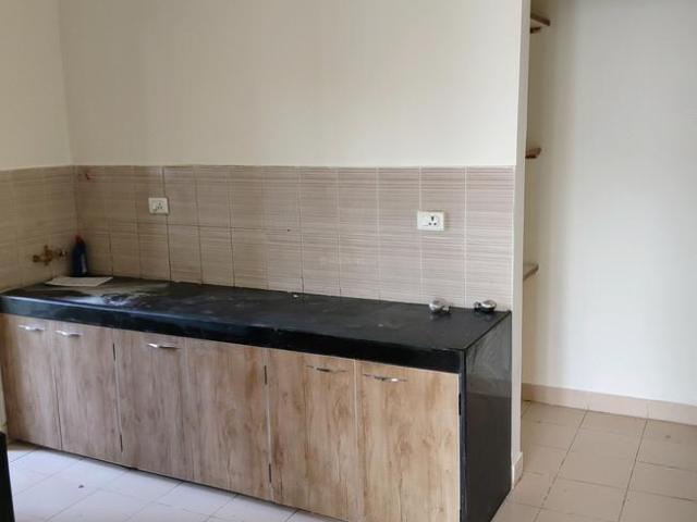2 BHK Apartment in Chandkheda for rent Ahmedabad. The reference number is 17190001