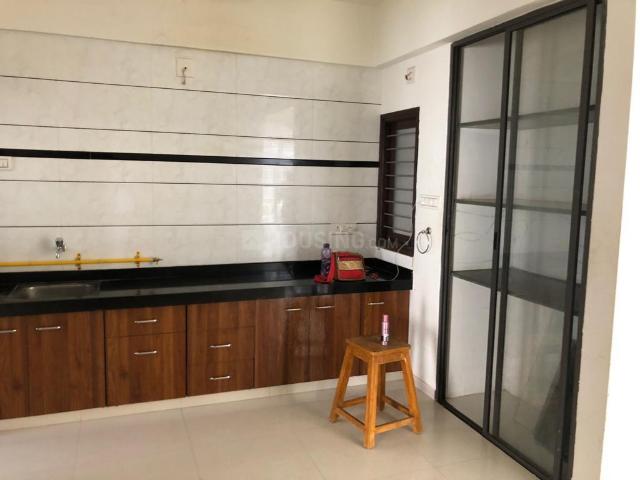 2 BHK Apartment in Chandkheda for rent Ahmedabad. The reference number is 20914804