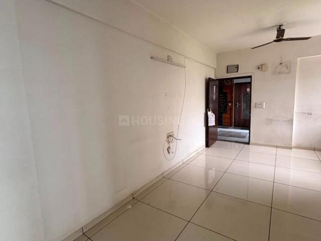 2 BHK Apartment in Chandkheda for rent Ahmedabad. The reference number is 21140670