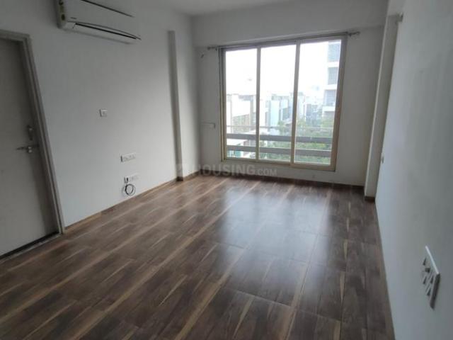 2 BHK Apartment in Chandkheda for resale Ahmedabad. The reference number is 15158957