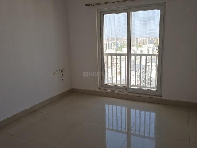 2 BHK Apartment in Chandkheda for resale Ahmedabad. The reference number is 19540862