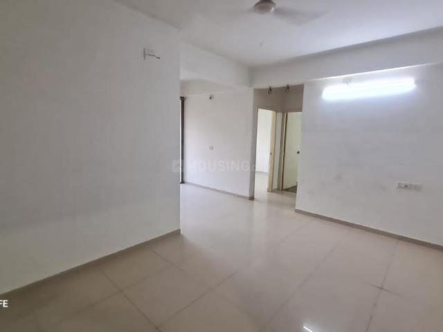 2 BHK Apartment in Chandkheda for resale Ahmedabad. The reference number is 19697142