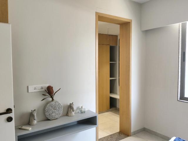 2 BHK Apartment in Chandkheda for resale Ahmedabad. The reference number is 19893969