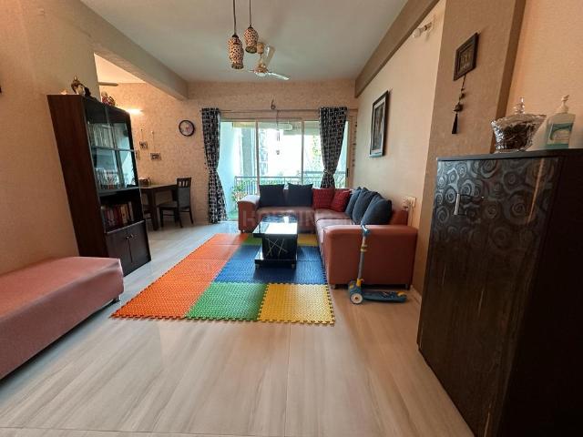 2 BHK Apartment in Chandkheda for resale Ahmedabad. The reference number is 20562776