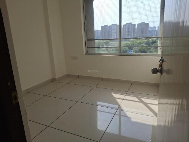 2 BHK Apartment in Chandkheda for resale Ahmedabad. The reference number is 20537864