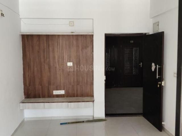 2 BHK Apartment in Chandkheda for resale Ahmedabad. The reference number is 20790108