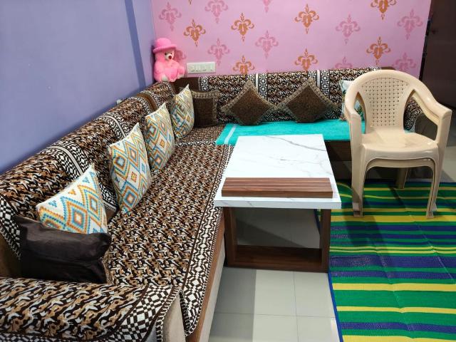 2 BHK Apartment in Chandkheda for resale Ahmedabad. The reference number is 20925065