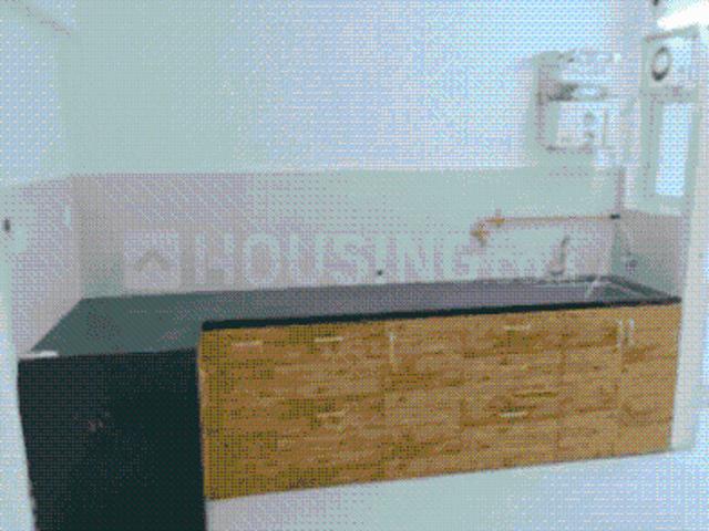 2 BHK Apartment in Chandkheda for resale Ahmedabad. The reference number is 21045480