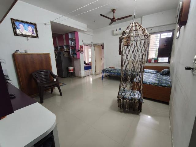 2 BHK Apartment in Chandkheda for resale Ahmedabad. The reference number is 21056465