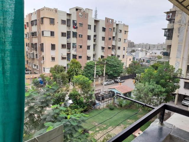 2 BHK Apartment in Chandkheda for resale Ahmedabad. The reference number is 21064653