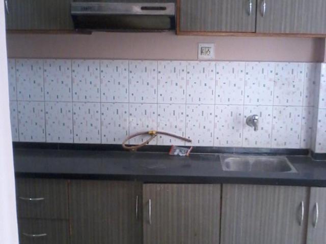 2 BHK Apartment in Chandkheda for resale Ahmedabad. The reference number is 21087467