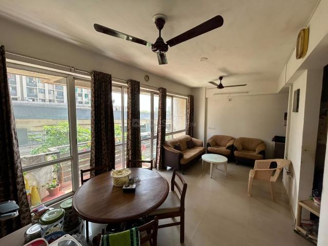 2 BHK Apartment in Chandkheda for resale Ahmedabad. The reference number is 21199340