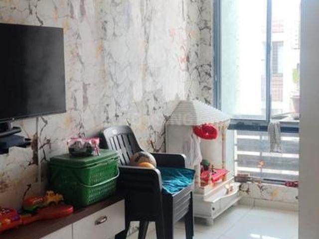 2 BHK Apartment in Chandkheda for resale Ahmedabad. The reference number is 21116372