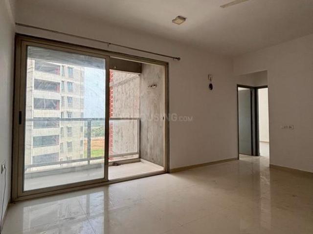 2 BHK Apartment in Chandkheda for resale Ahmedabad. The reference number is 21118221