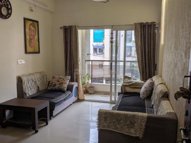 2 BHK Apartment in Chandkheda for resale Ahmedabad. The reference number is 21123620