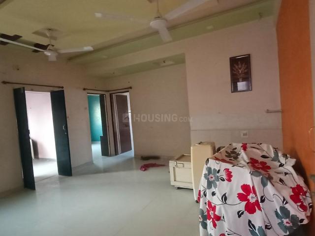 2 BHK Apartment in Chandkheda for resale Ahmedabad. The reference number is 21292483