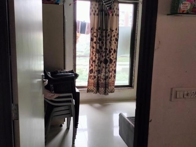 2 BHK Apartment in Chandkheda for resale Ahmedabad. The reference number is 21235295