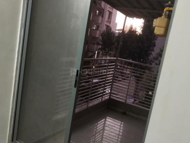 2 BHK Apartment in Chandkheda for resale Ahmedabad. The reference number is 21394404
