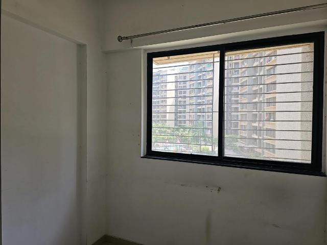 2 BHK Apartment in Charholi Budruk for rent Pune. The reference number is 19917109