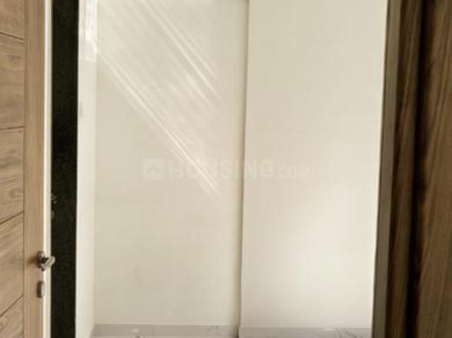 2 BHK Apartment in Charholi Budruk for rent Pune. The reference number is 21253841
