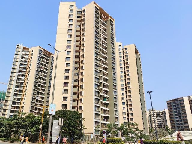 2 BHK Apartment in Charholi Budruk for resale Pune. The reference number is 20928526